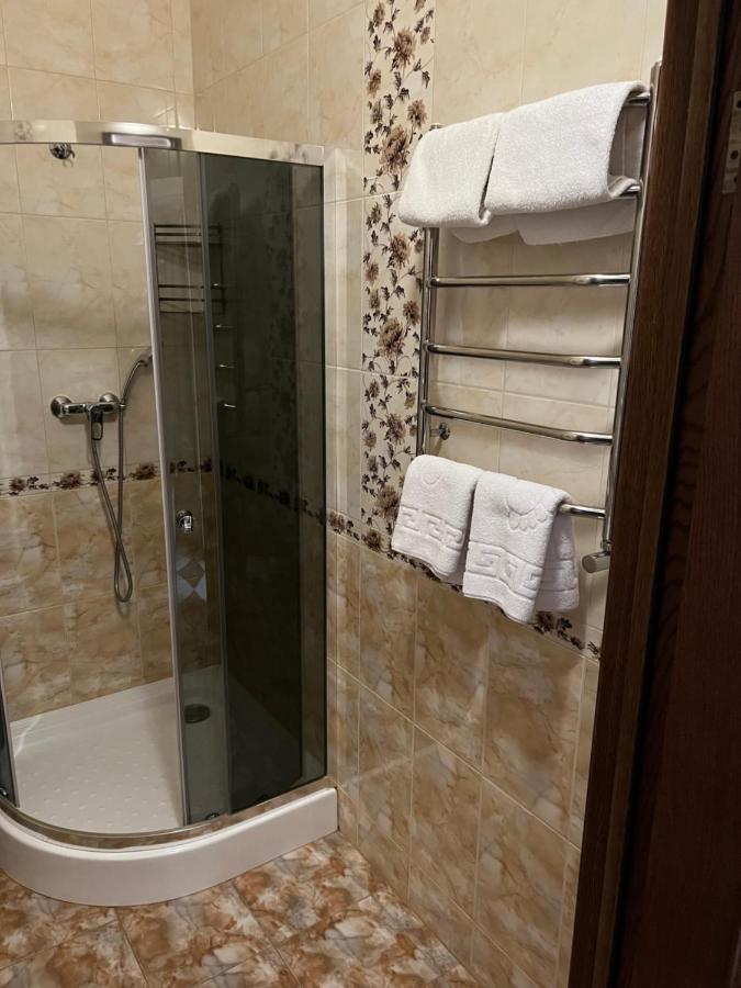 Гостиный Двор Надежда Hotel Khlibodarske Exterior photo
