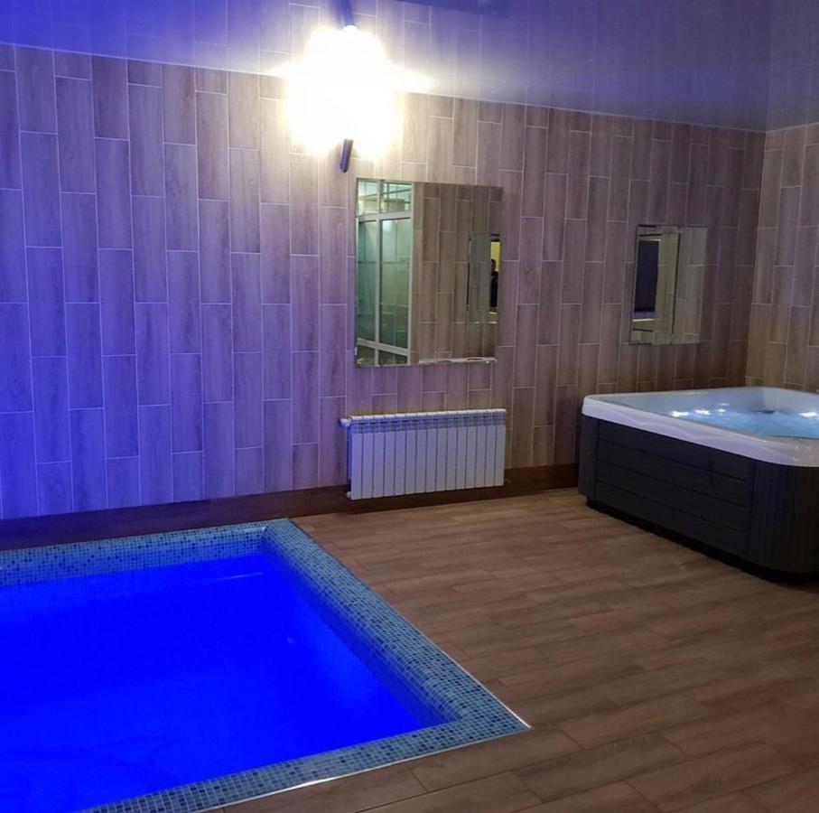Гостиный Двор Надежда Hotel Khlibodarske Exterior photo